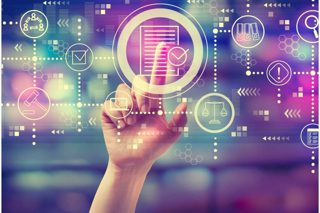 Interfaz digital interactiva que representa cómo la inteligencia artificial mejora la experiencia del cliente y la personalización en marketing.