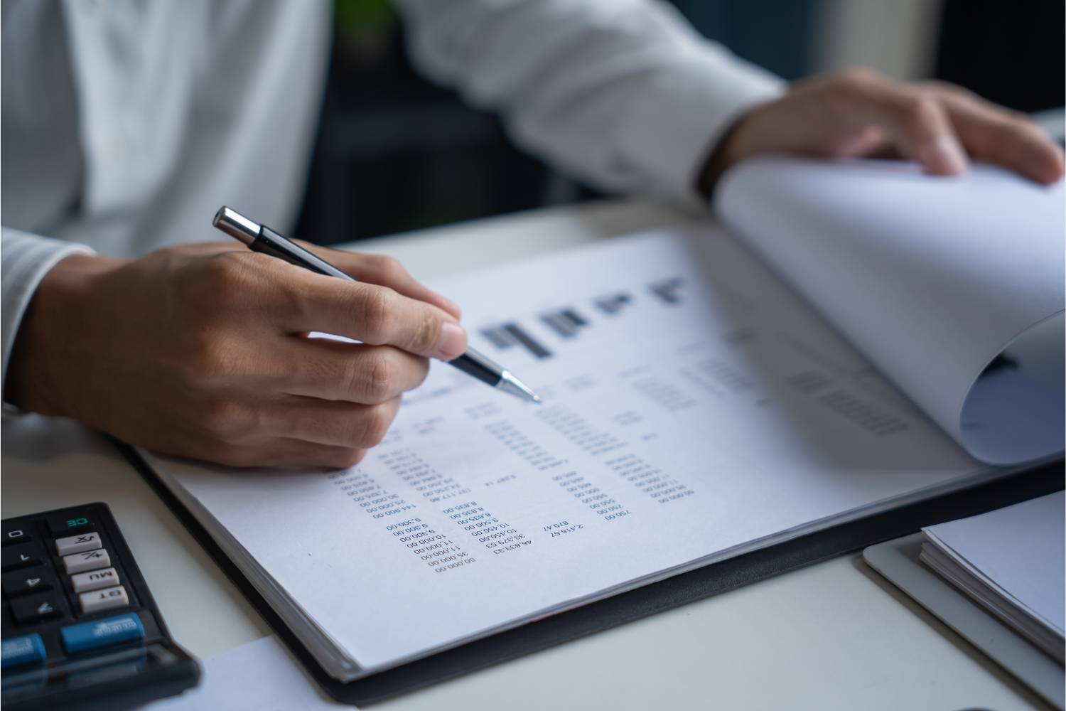 Transparencia y comunicación clara en la gestión de proyectos B2B